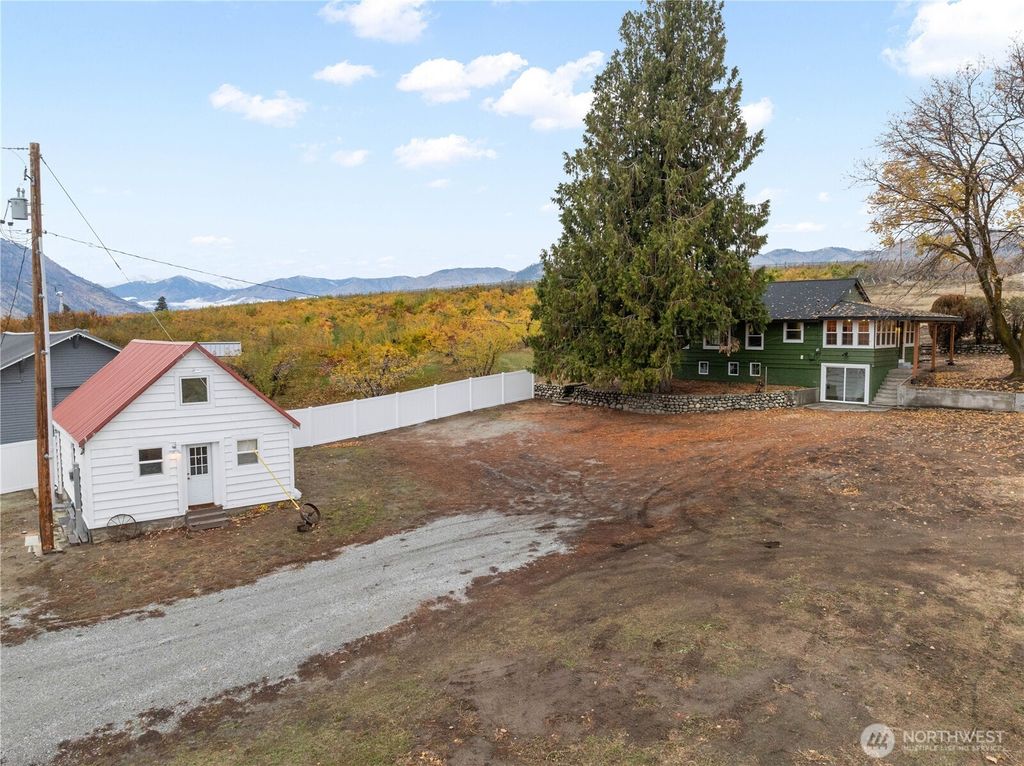 Photo of 117 Finley Lane, Manson, WA 98831 (MLS # 2447055)