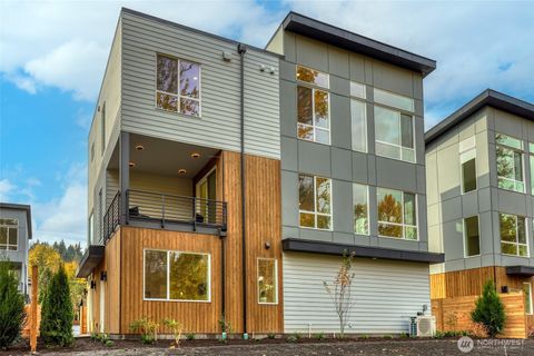 Photo of 10628 E Riverside Dr Dr, Bothell, WA 98011 (MLS # 2518943)