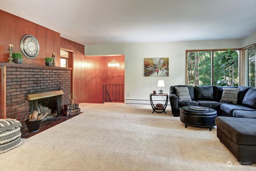 Photo of 14508 25th Avenue SW, Burien, WA 98166 (MLS # 2134012)