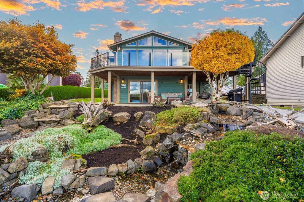 Photo of 4934 197th Avenue E, Bonney Lake, WA 98391 (MLS # 2451566)