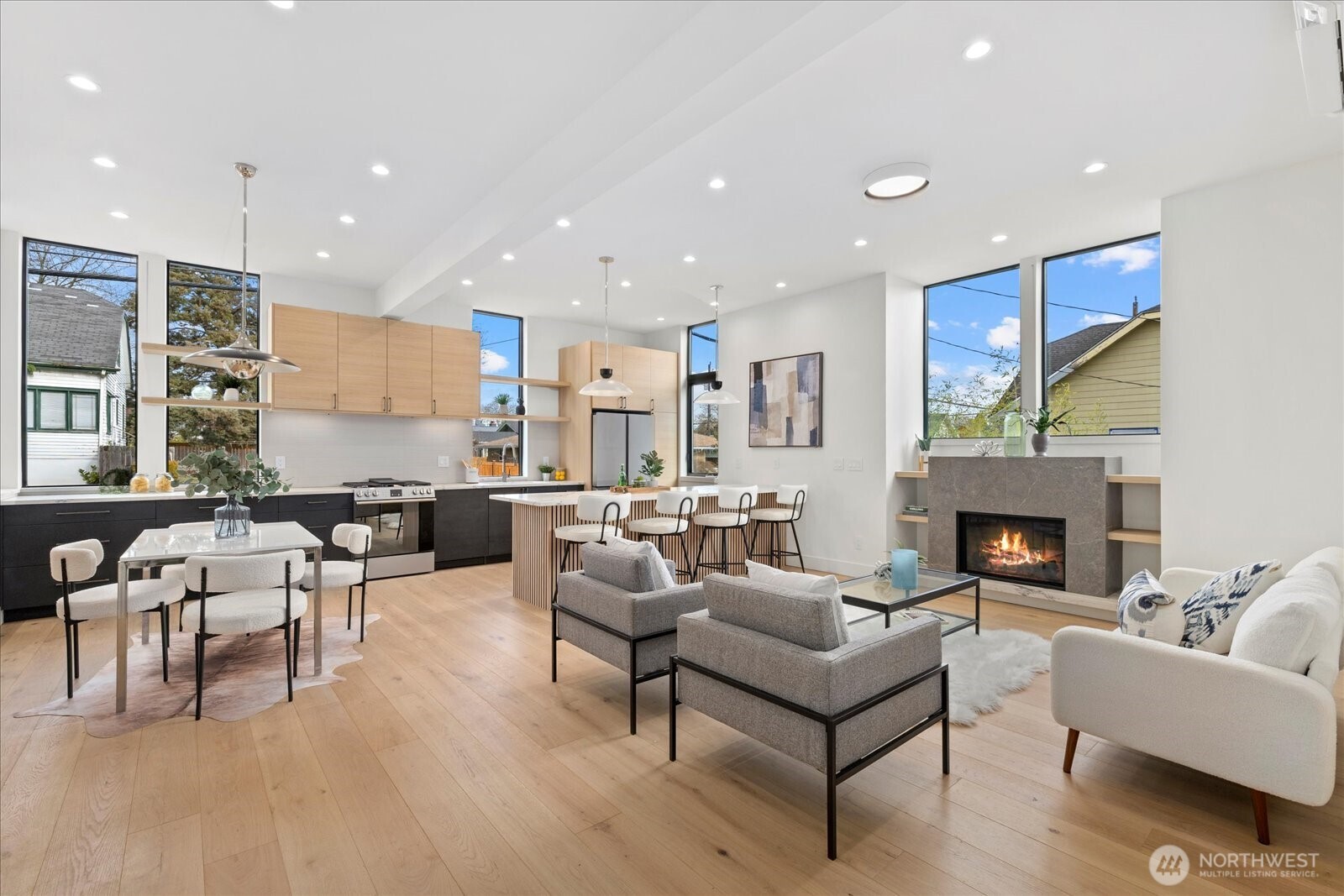 2405 E Fir Street A/SFR