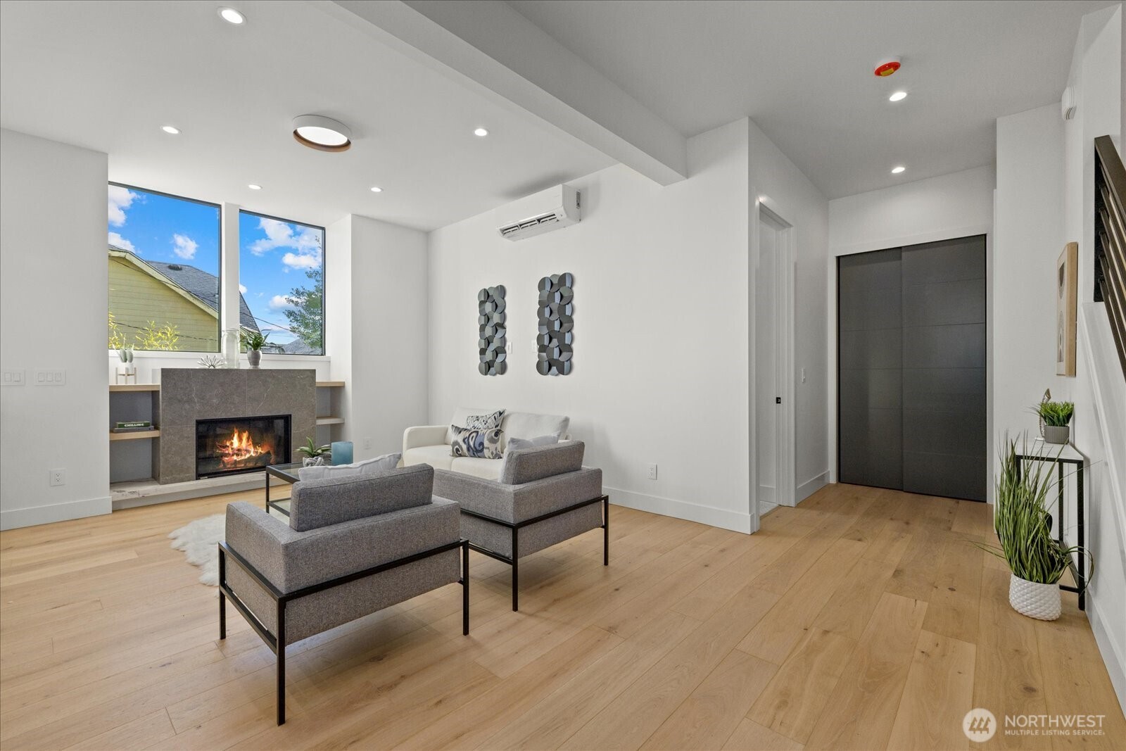 2405 E Fir Street A/SFR