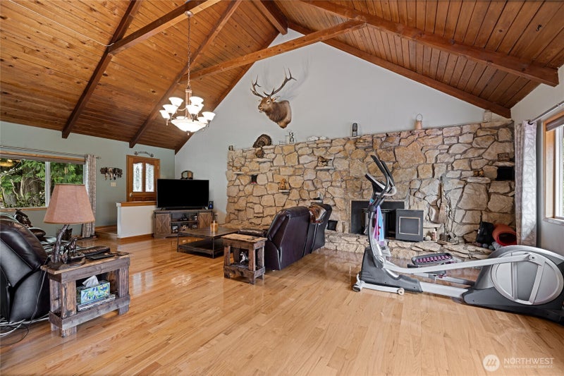 106 Lester Rd