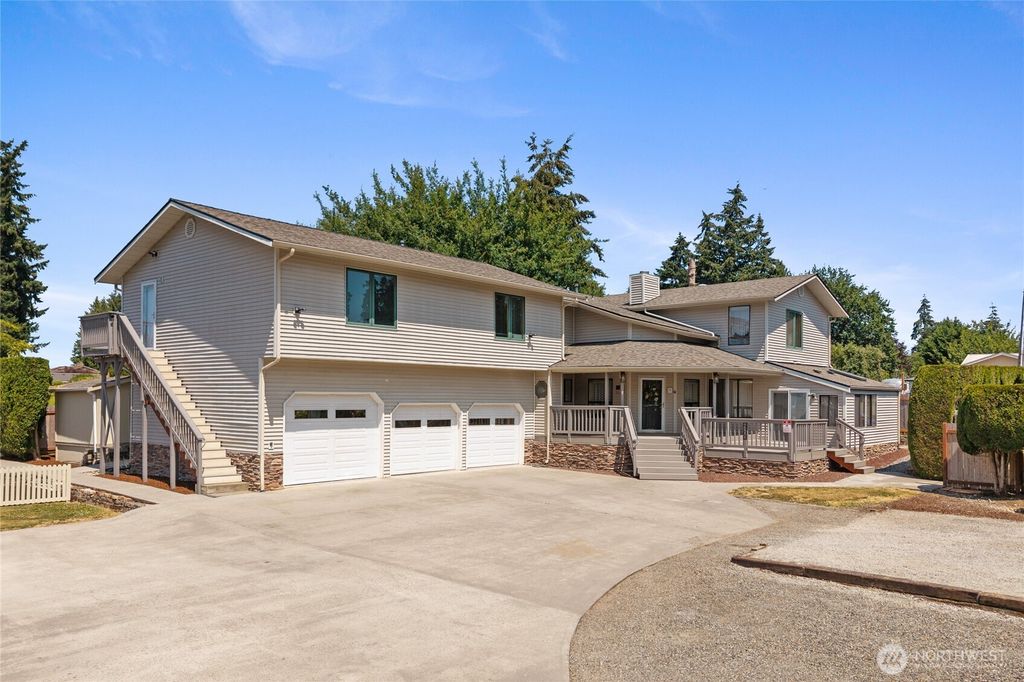 Photo of 4505 4507 72nd Street E, Tacoma, WA 98443 (MLS # 2559051)