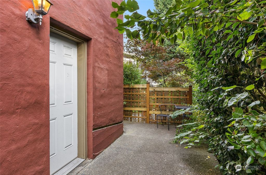 Photo of 405 Prospect Street #100B, Seattle, WA 98109 (MLS # 2003693)