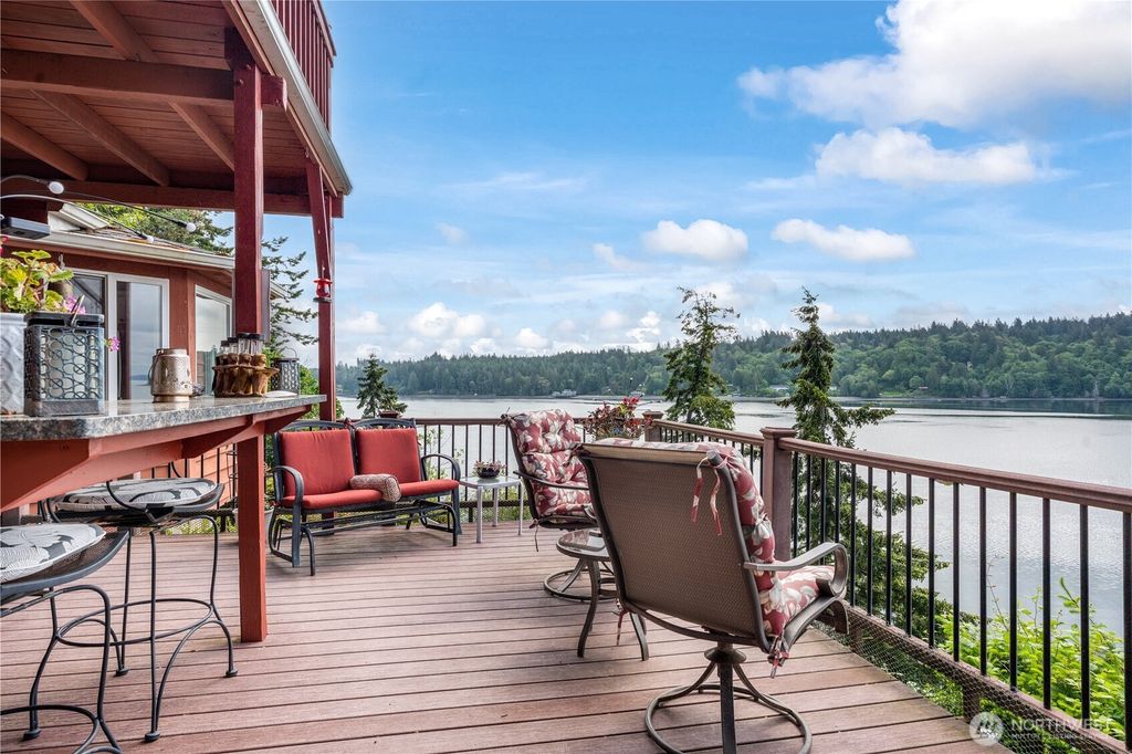 Photo of 621 E Herron Boulevard NW, Lakebay, WA 98349 (MLS # 2527450)