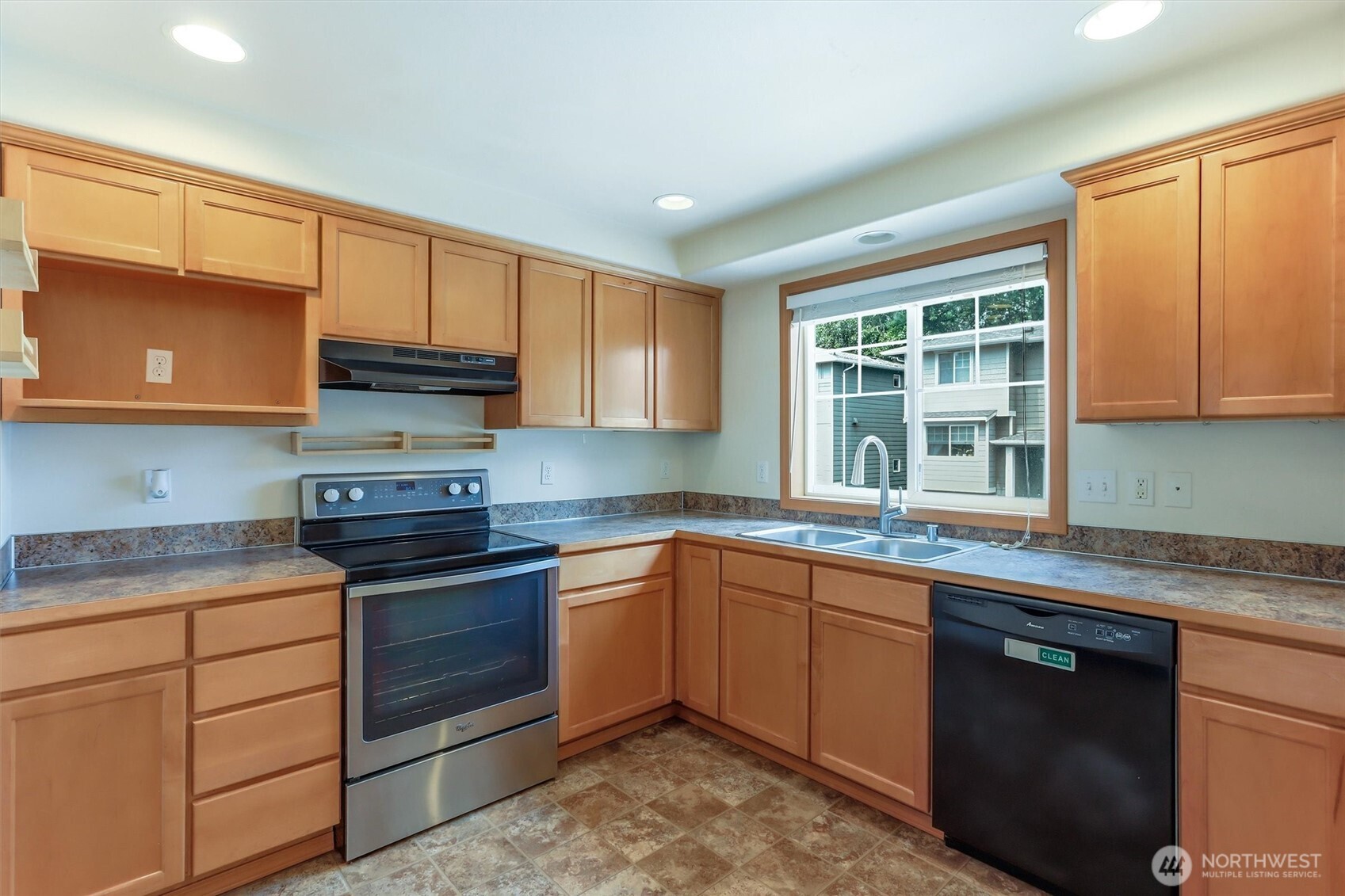 632 95th Court SE