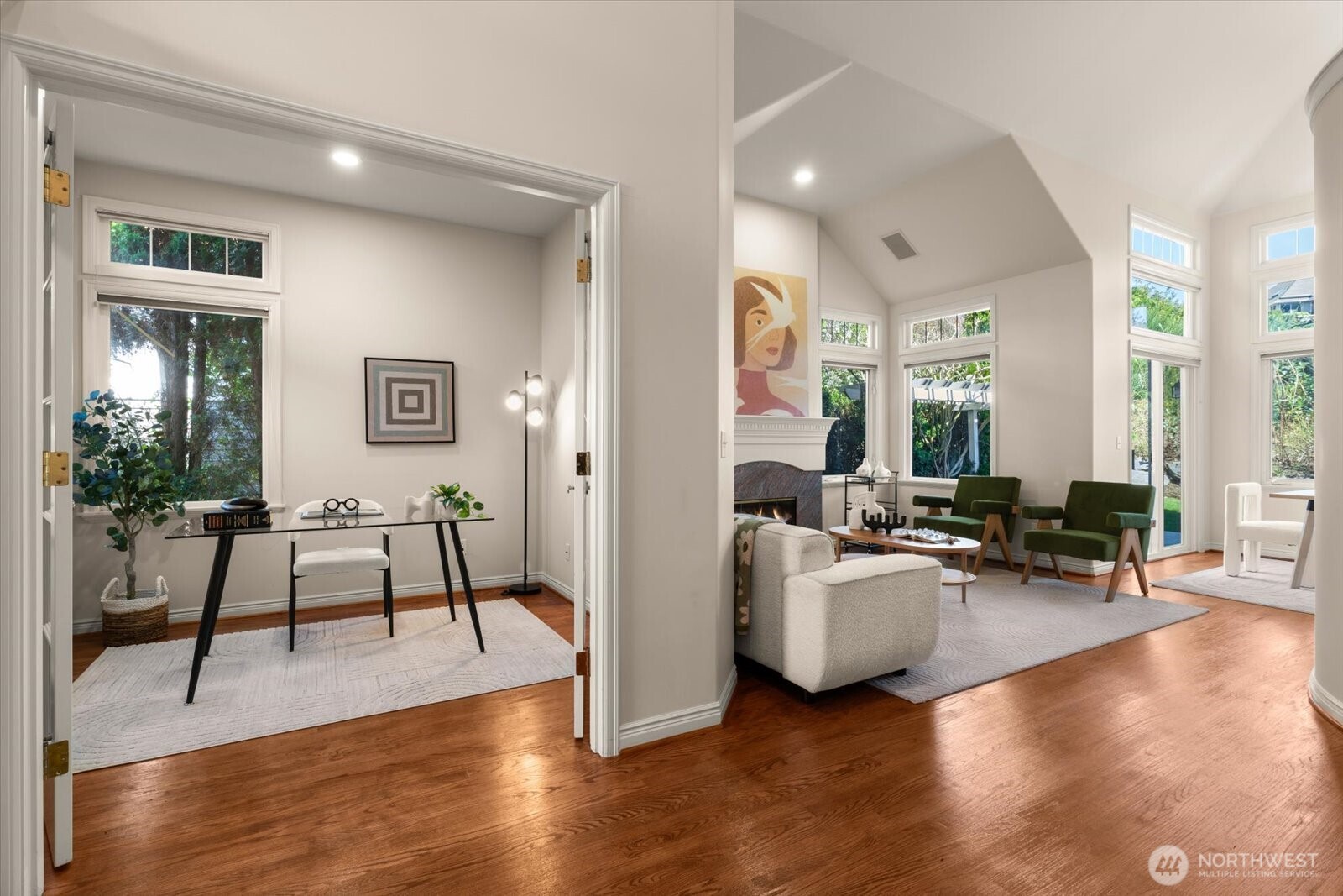 11617 E Oakmont Drive