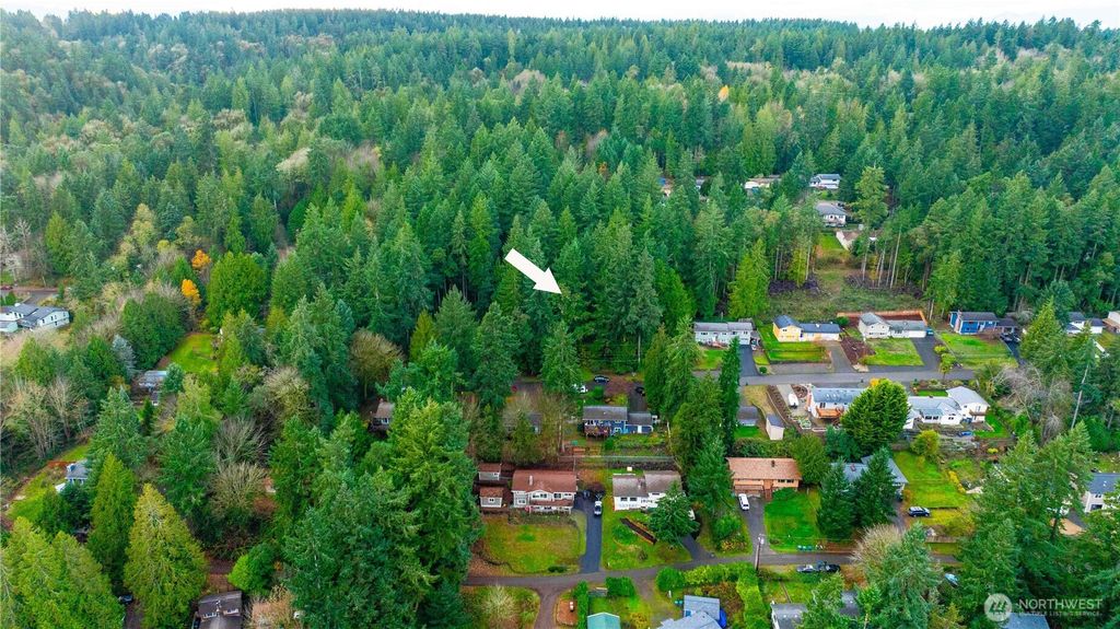 Photo of 0 XXXX Allview Boulevard NE, Bremerton, WA 98311 (MLS # 2459741)