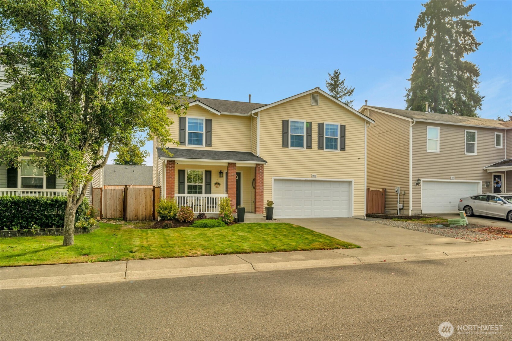 Graham, Washington 98338, United States, 4 Bedrooms Bedrooms, ,3 BathroomsBathrooms,Residential,Pending,222181