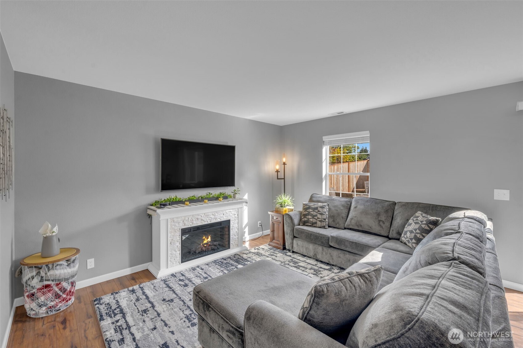 Graham, Washington 98338, United States, 4 Bedrooms Bedrooms, ,3 BathroomsBathrooms,Residential,Pending,222181