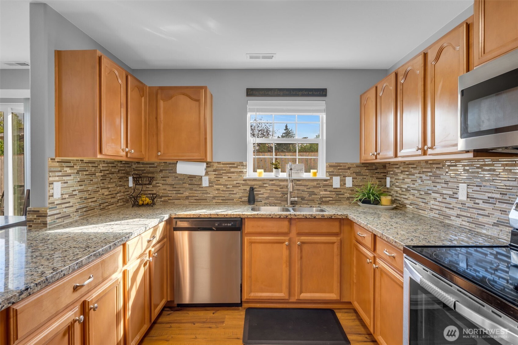 Graham, Washington 98338, United States, 4 Bedrooms Bedrooms, ,3 BathroomsBathrooms,Residential,Pending,222181