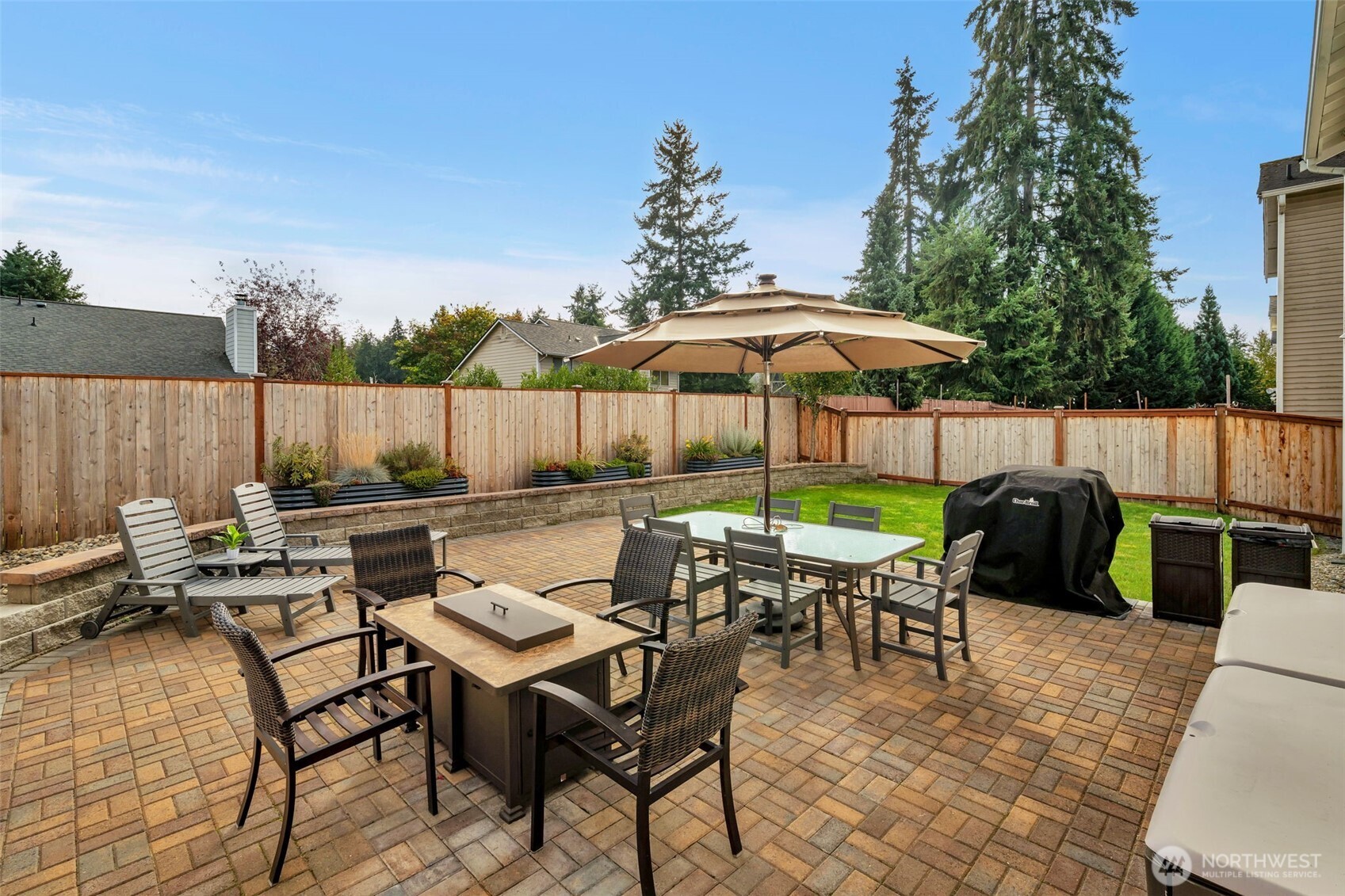 Graham, Washington 98338, United States, 4 Bedrooms Bedrooms, ,3 BathroomsBathrooms,Residential,Pending,222181