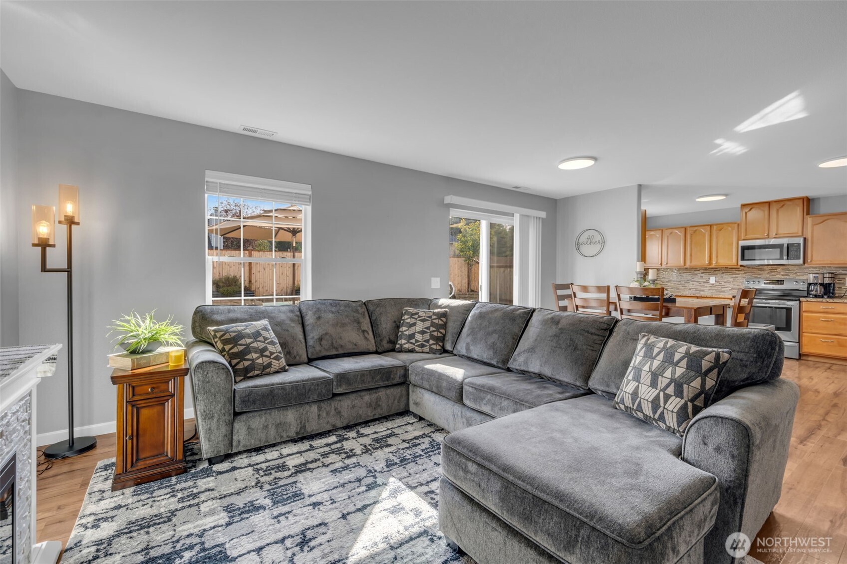 Graham, Washington 98338, United States, 4 Bedrooms Bedrooms, ,3 BathroomsBathrooms,Residential,Pending,222181