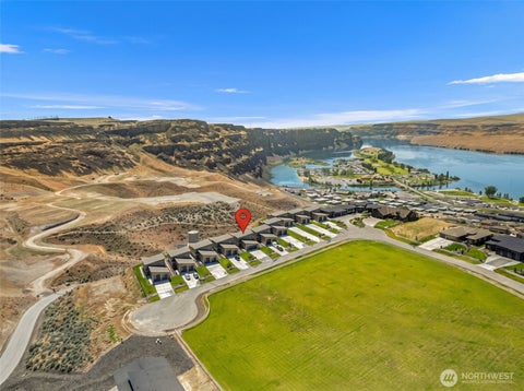 Photo of 9779 Ridgeview Drive NW, Quincy, WA 98848 (MLS # 2521581)