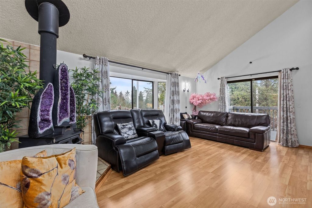 Photo of 4327 S 253rd Street, Kent, WA 98032 (MLS # 2456169)