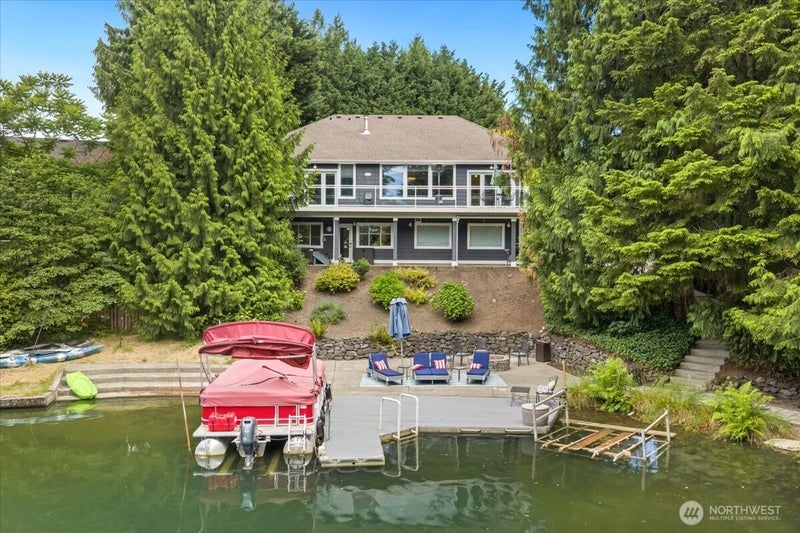 3324 Deer Island Drive E
