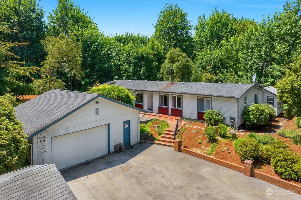 Photo of 4626 217th Avenue SE, Snohomish, WA 98290 (MLS # 2135103)