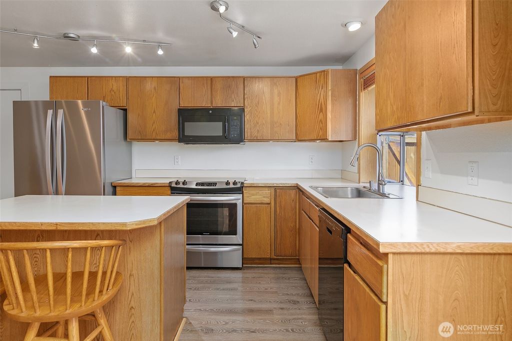 Photo of 1339 SW 351st Street, Federal Way, WA 98023 (MLS # 2407711)