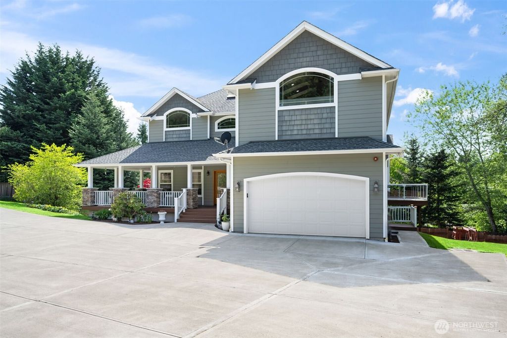 Photo of 9414 214th Avenue E, Bonney Lake, WA 98391 (MLS # 2472854)