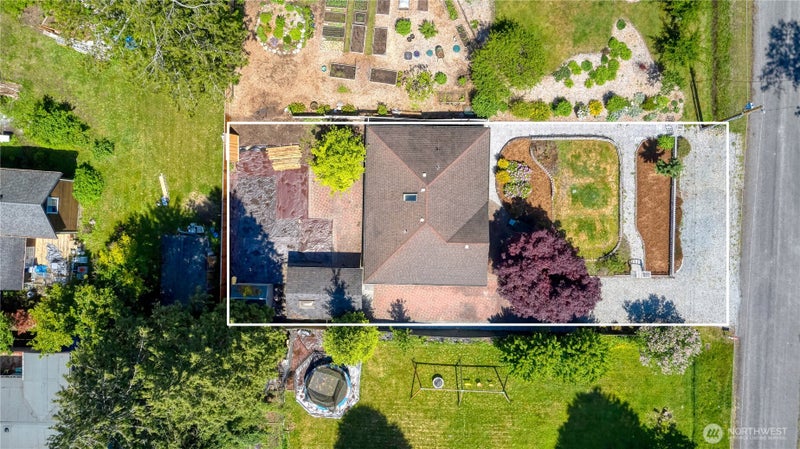 245 Shady Glen Avenue