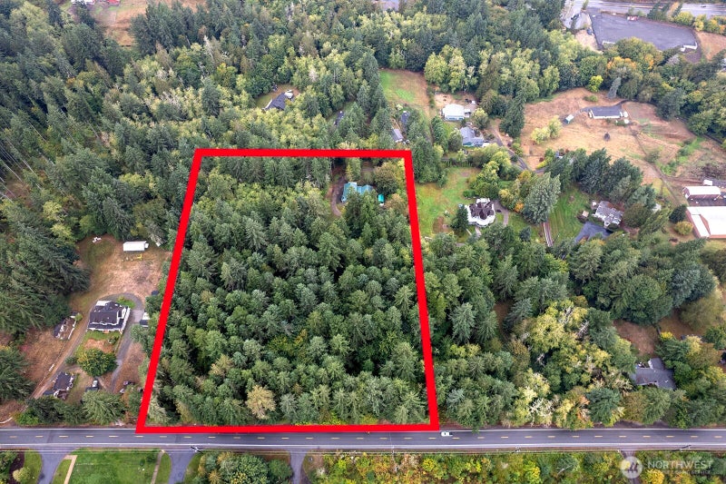 517 NW Old Orchard Way