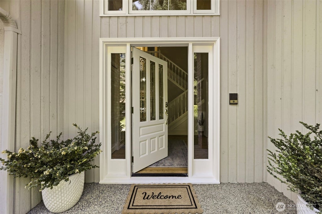 Photo of 14330 178th Lane NE, Woodinville, WA 98072 (MLS # 2555012)