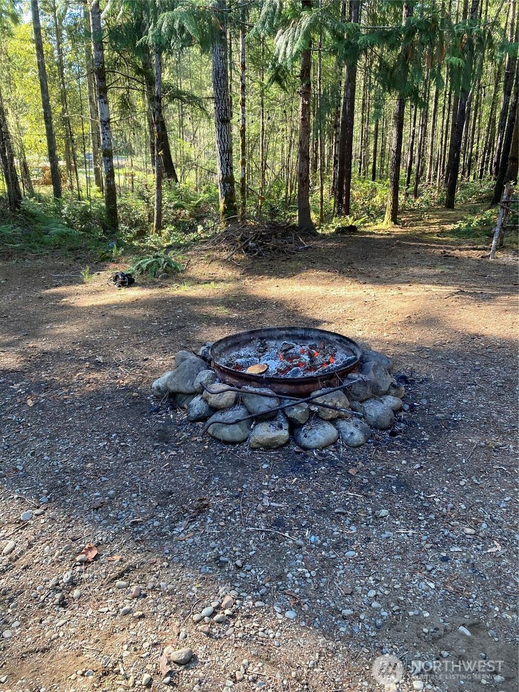 Photo of 10 N Tyee Place, Hoodsport, WA 98548 (MLS # 2475799)