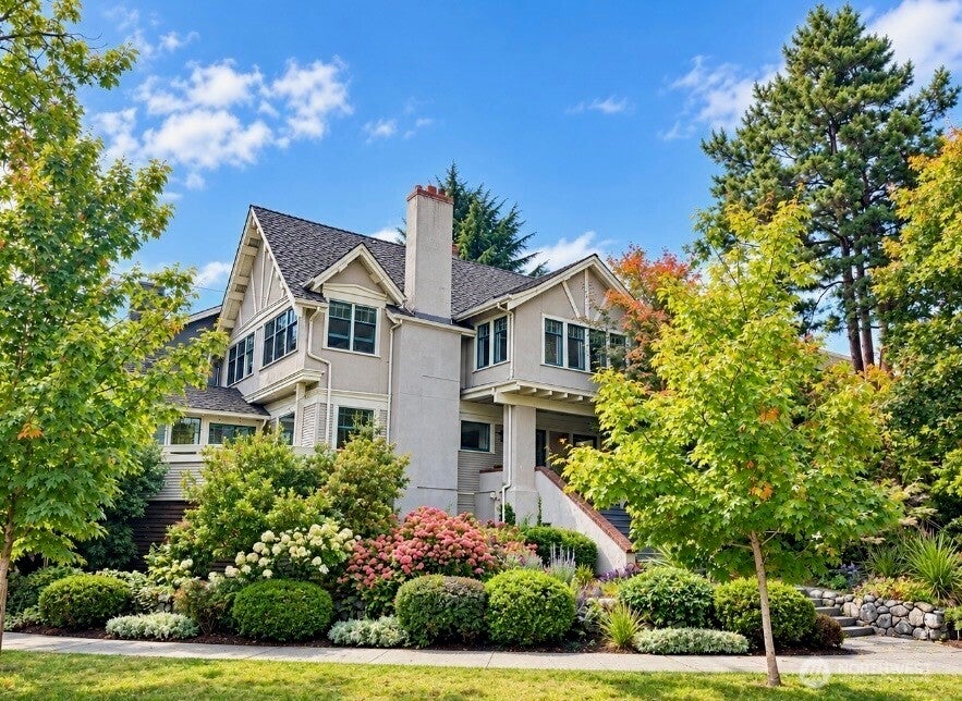 Photo of 419 Wheeler Street, Seattle, WA 98109 (MLS # 2584594)