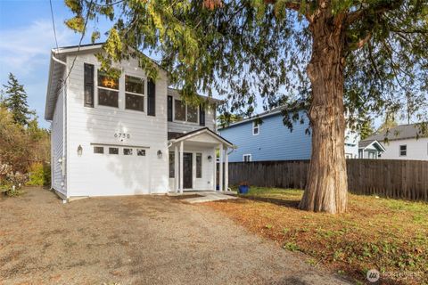 Photo of 6730 NE Geneva Street, Suquamish, WA 98392 (MLS # 2456384)