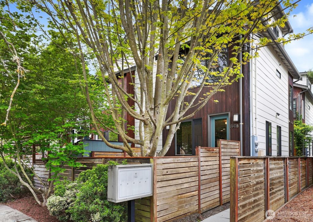 Photo of 841 B NW 63rd Street, Seattle, WA 98107 (MLS # 2514497)