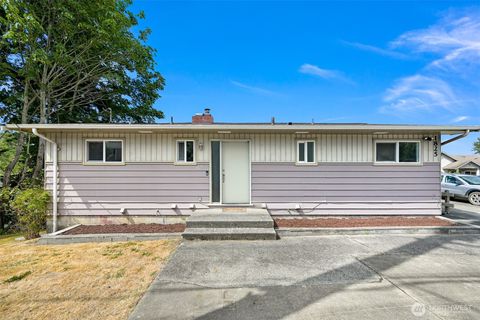 Photo of 1825 E Sunset Drive, Bellingham, WA 98226 (MLS # 2437170)