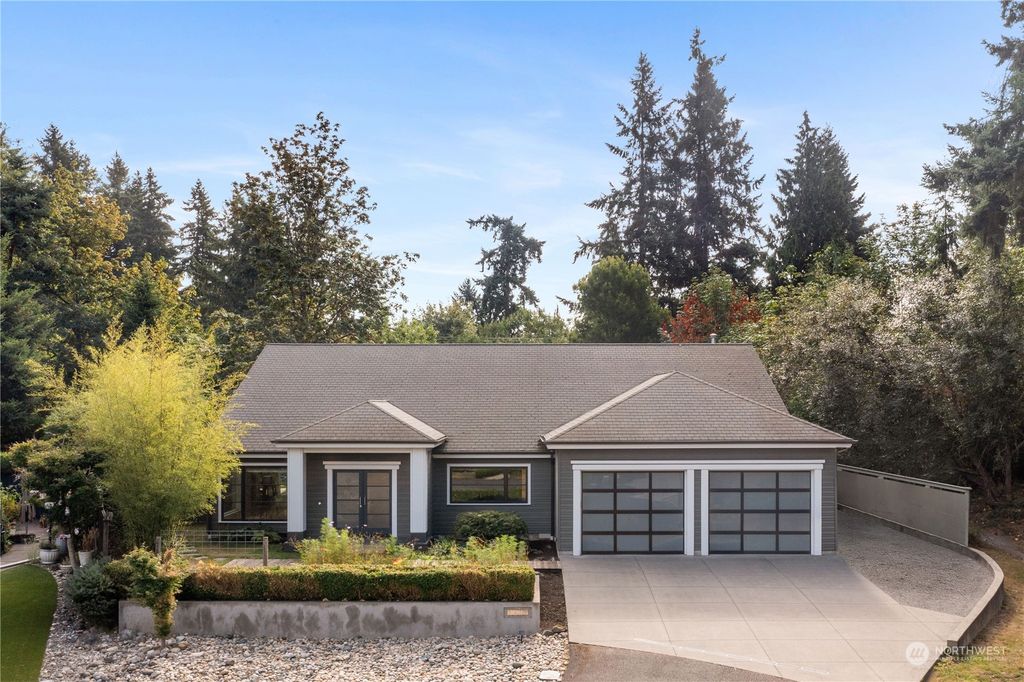 Photo of 7270 87th Avenue SE, Mercer Island, WA 98040 (MLS # 2161249)