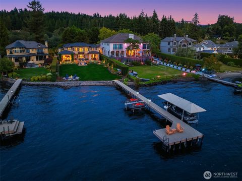 253 E Lake Sammamish Parkway SE, Sammamish, WA 98074 - MLS#: 2343731