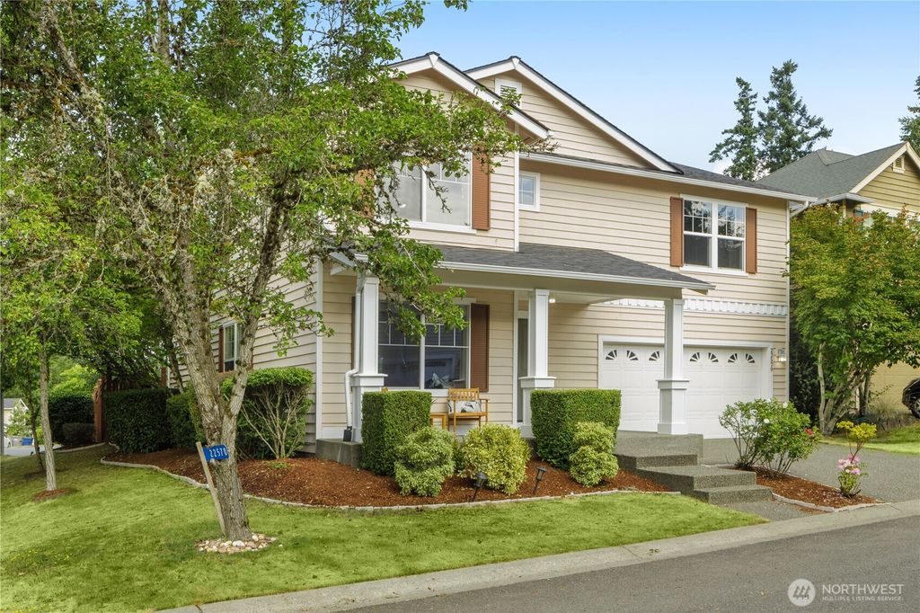 Photo of 22570 NE 96th St St, Redmond, WA 98053 (MLS # 2410456)