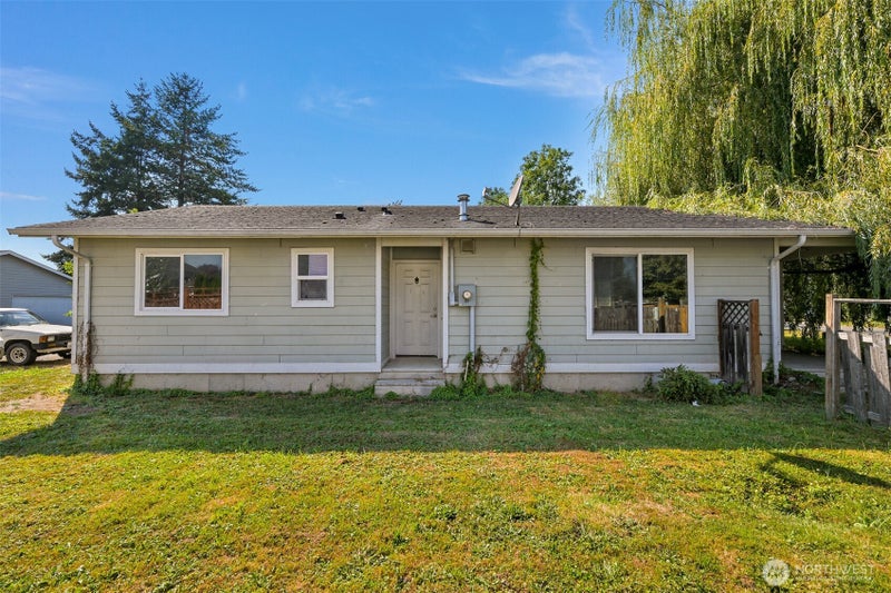 221 Front Street