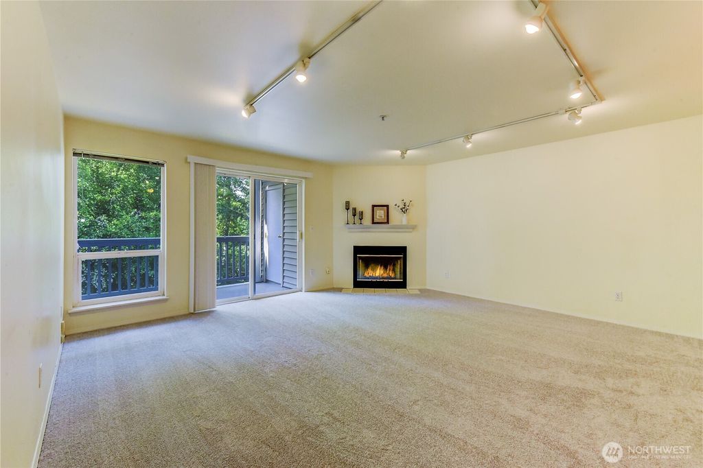 Photo of 2969 142nd Place SE #7, Bellevue, WA 98007 (MLS # 2397364)