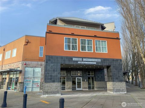 Photo of 225 Logan Avenue S #111, Renton, WA 98057 (MLS # 2472470)