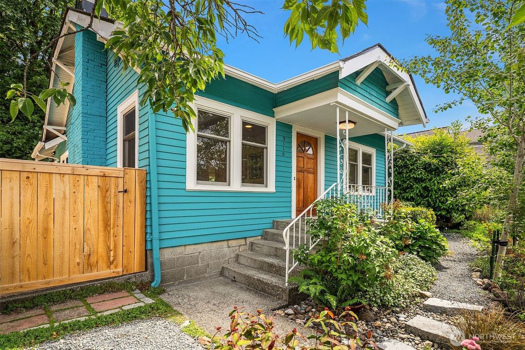 Photo of 9116 23rd Avenue NE, Seattle, WA 98115 (MLS # 2405426)