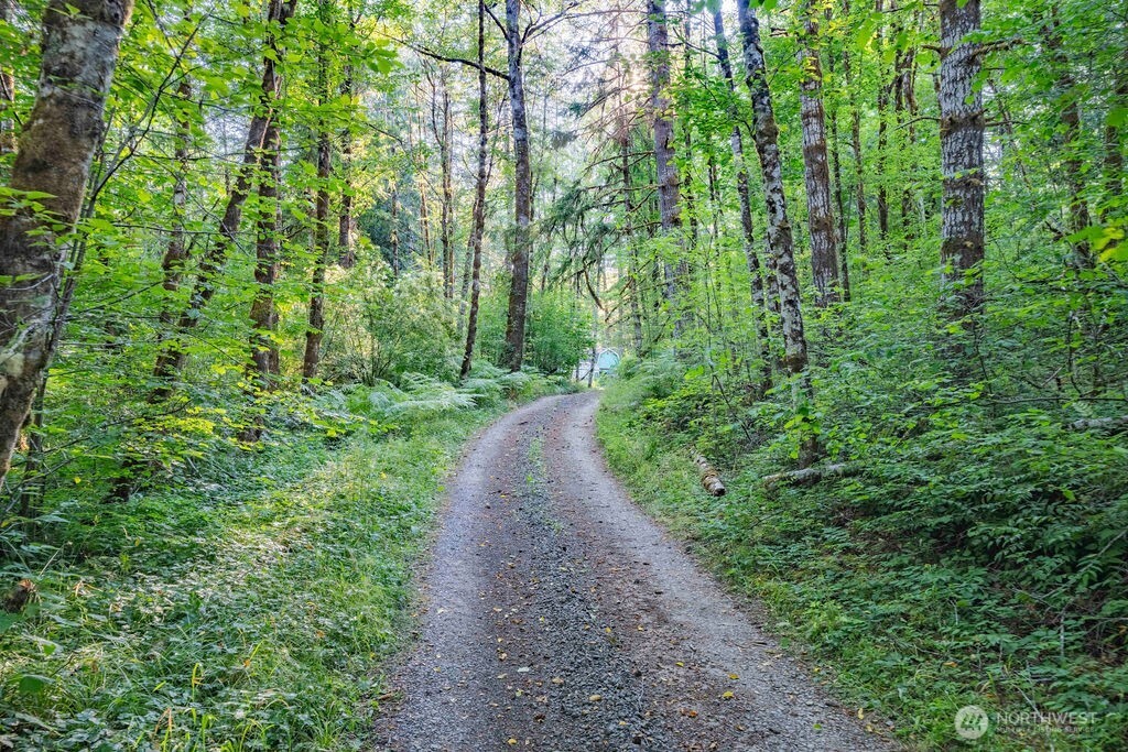 1952 E Agate Road