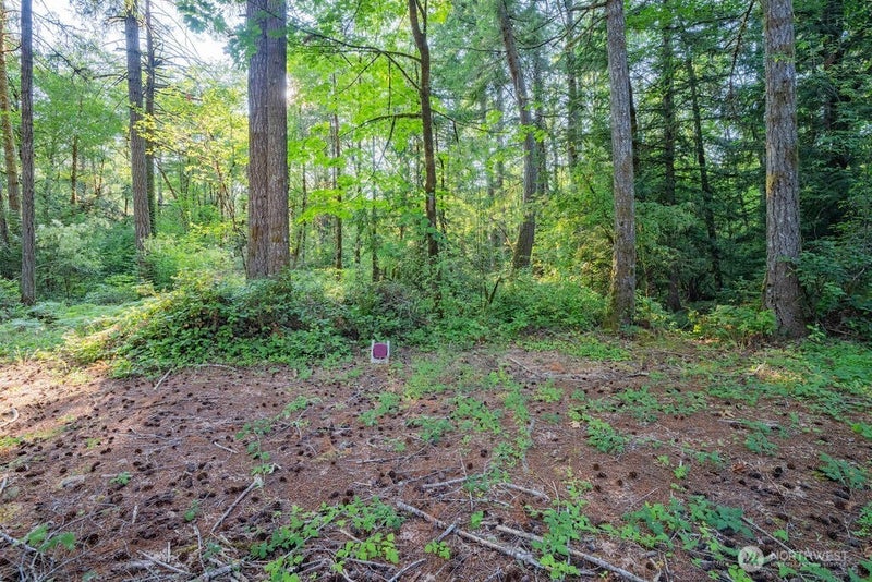 1952 E Agate Road