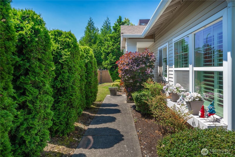 5909 Panorama Drive SE 21-101