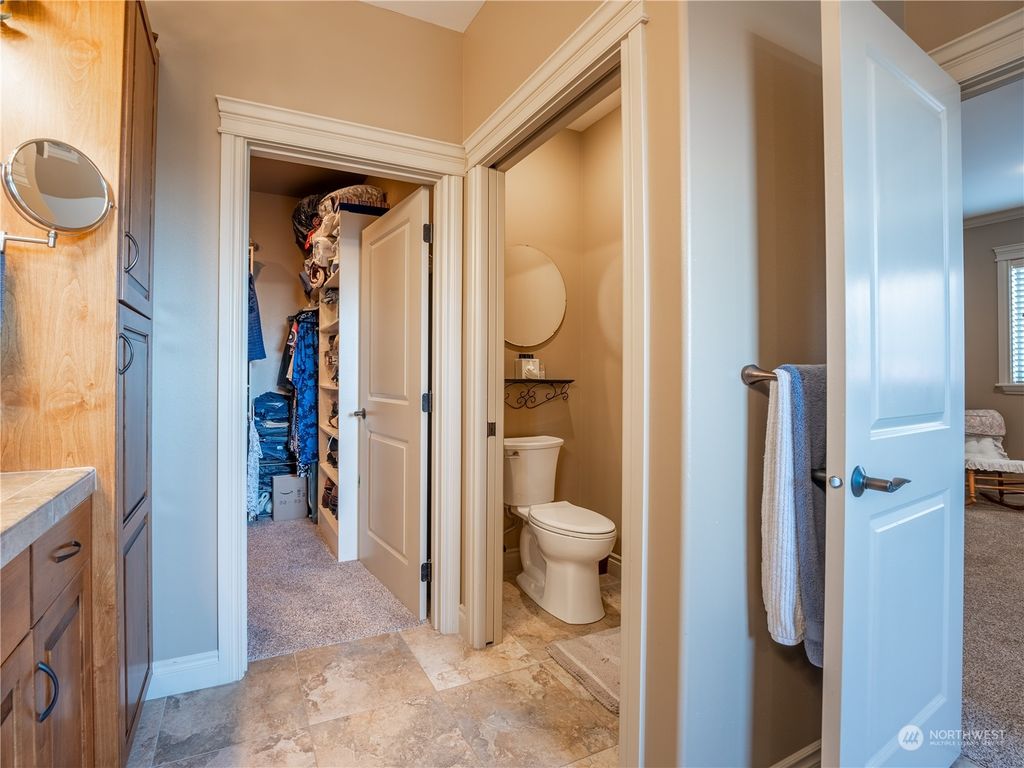 listing image 9362752121300002558