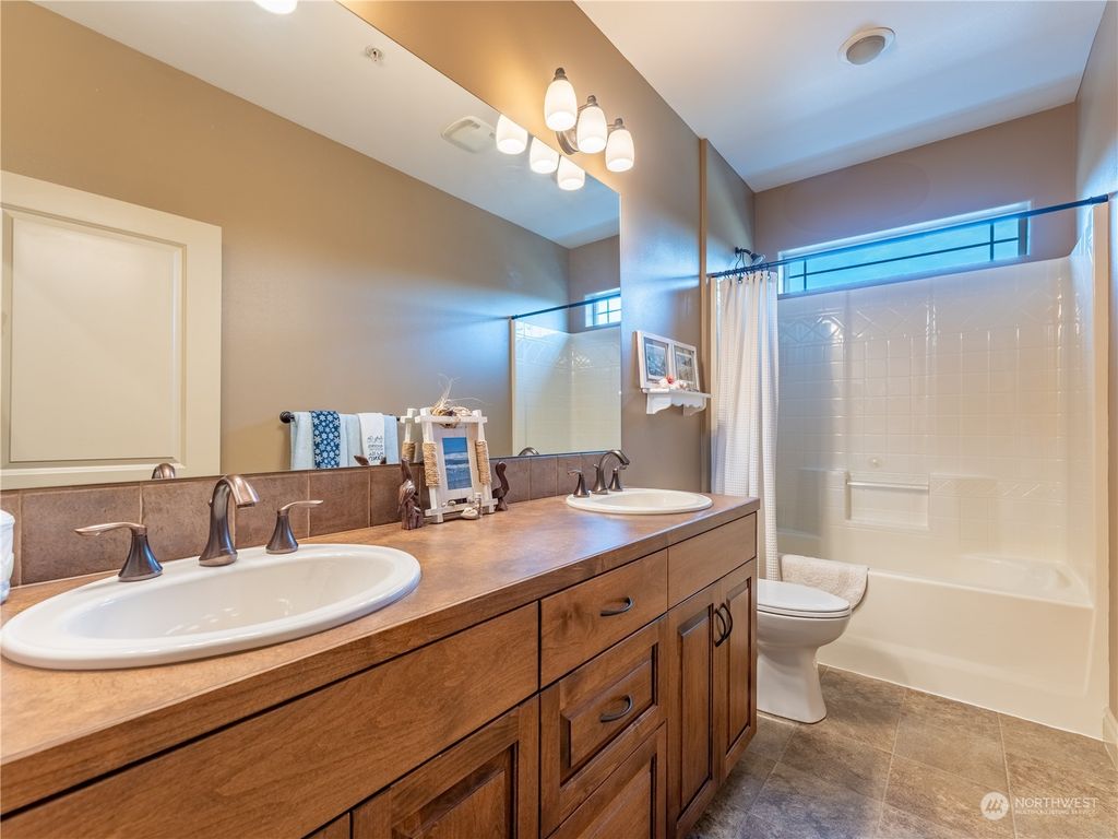 listing image 9368778824465523230