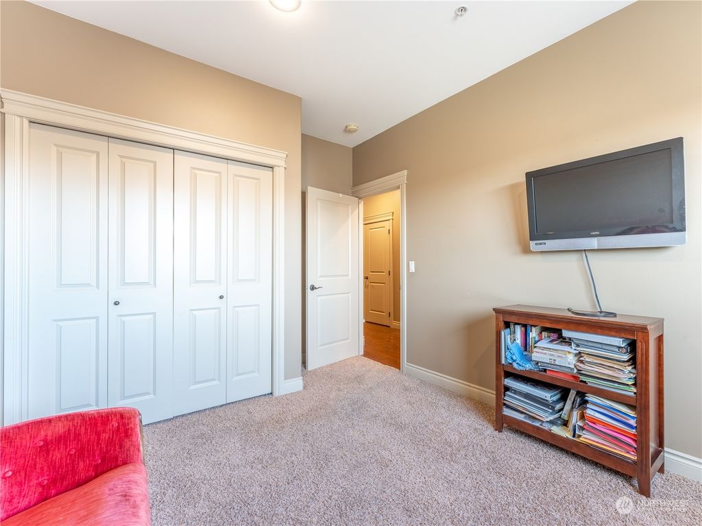 listing image 9360768324733578583