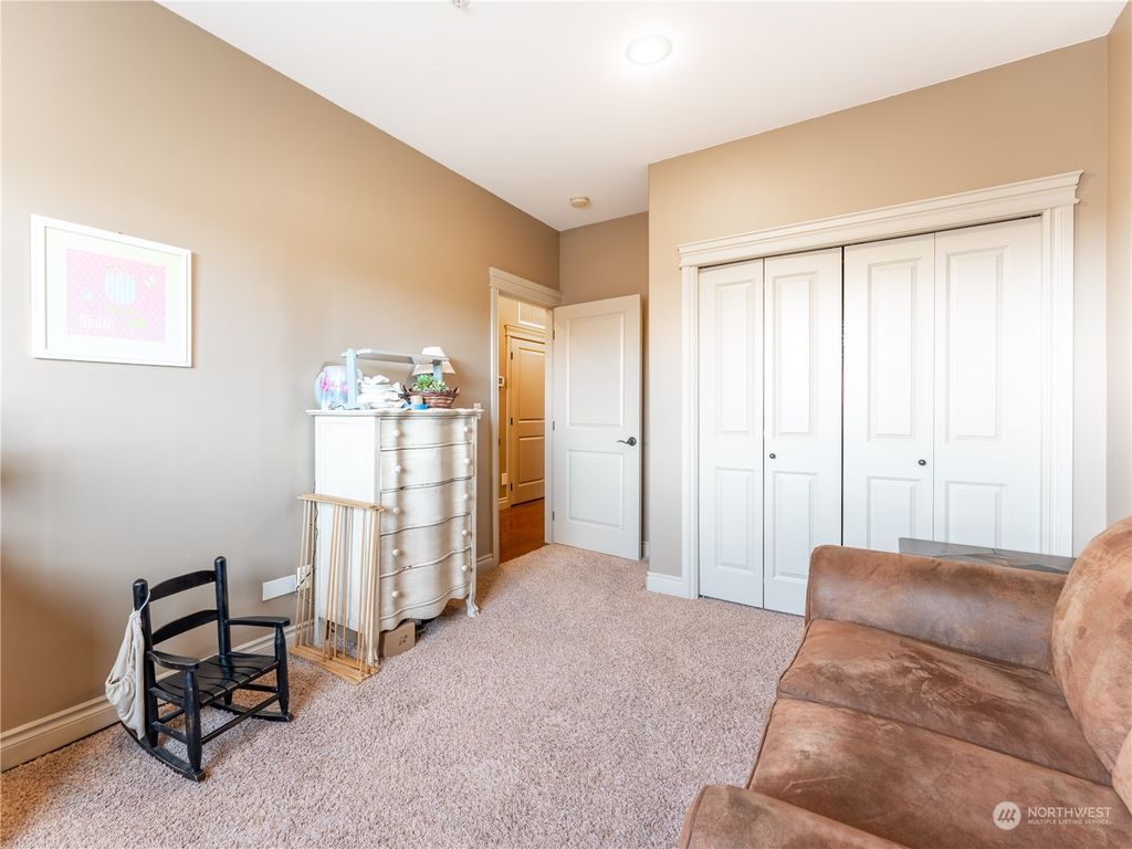listing image 9367950218036547309