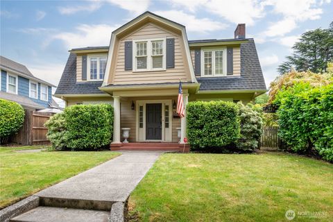 1702 24th Avenue Longview WA 98632