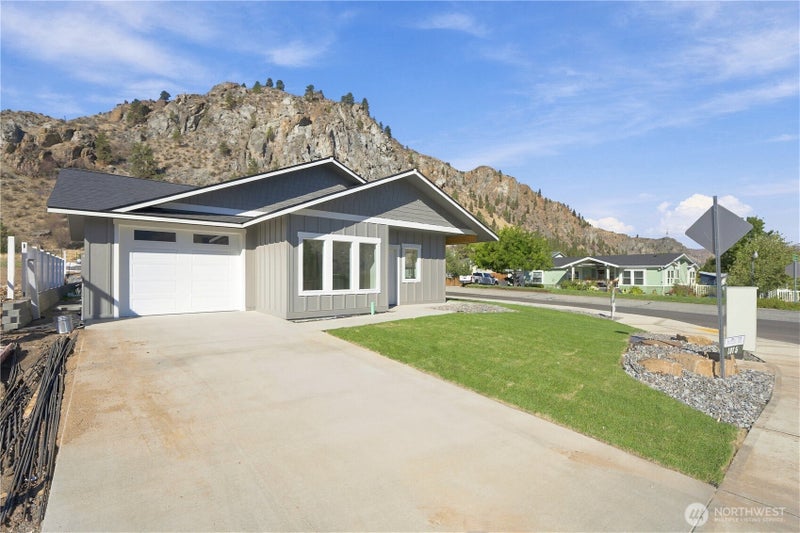 14898 Red Delicious Street