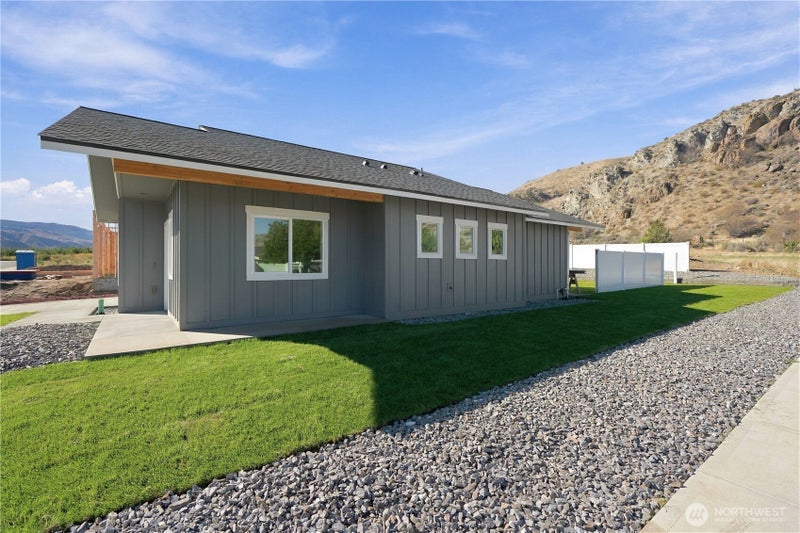 14898 Red Delicious Street