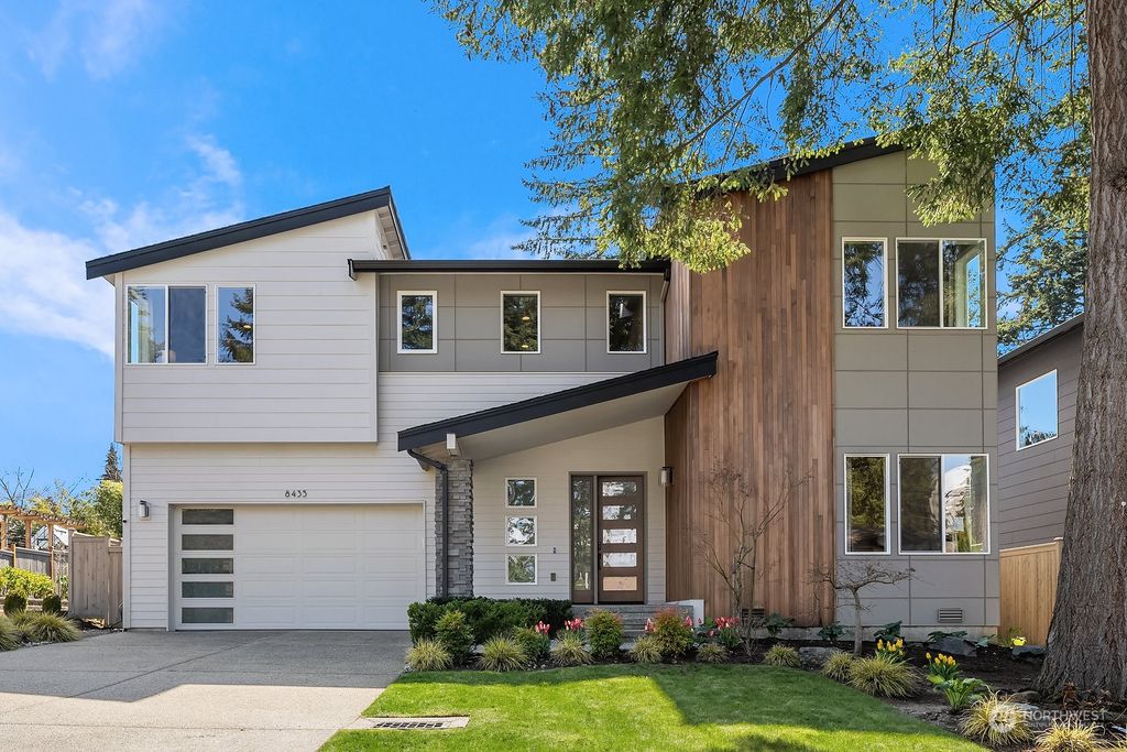 Photo of 8435 SE 37th Street, Mercer Island, WA 98040 (MLS # 2052760)